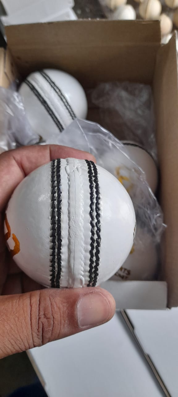 NatSports Club Cricket Leather Ball - White
