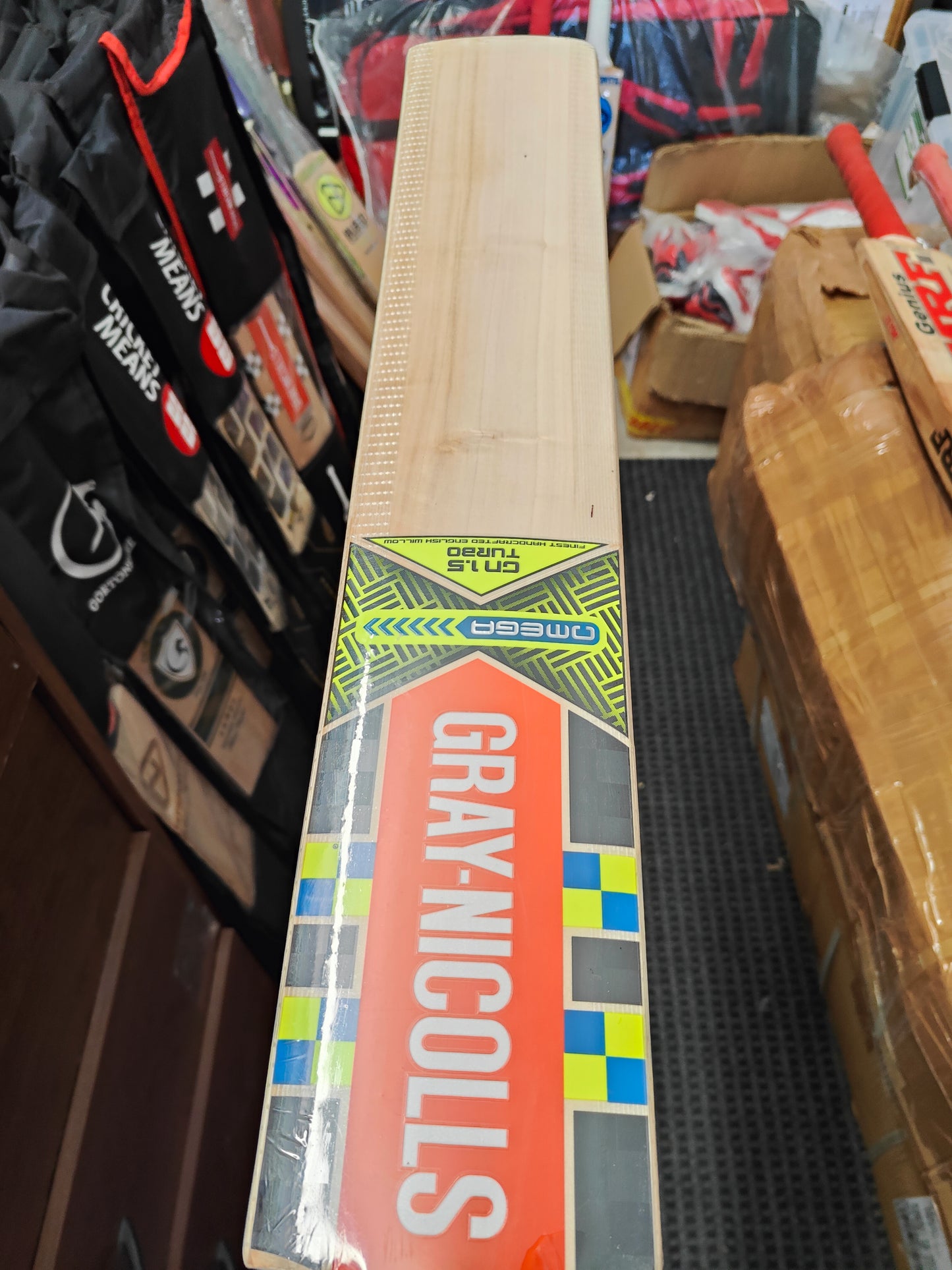 Gray Nicolls Omega GN1.5 English Willow Cricket Bat Size Men