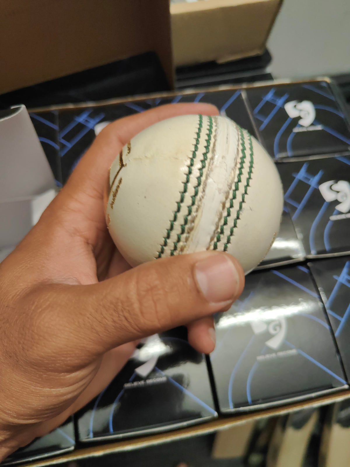 SG Club Leather Ball